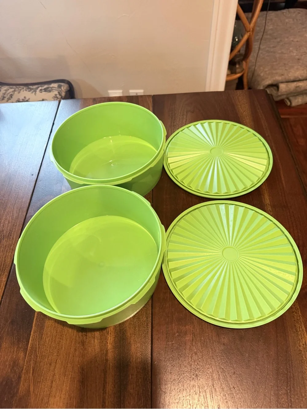 2 Vtg TUPPERWARE #1204 Lime Green Canister w/#1205 Sealing Lids USA